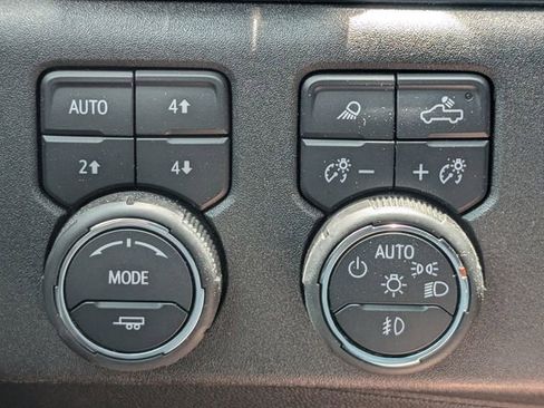 Used 2025 Chevrolet Silverado 2500 LTZ w/ LTZ Plus Package AWD/4WD image 24