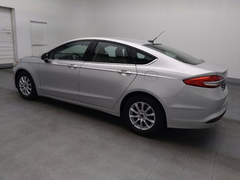 Used 2018 Ford Fusion S FWD image 3