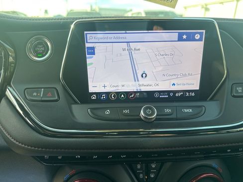 Used 2022 Chevrolet Blazer RS w/ Enhanced Convenience Package image 16