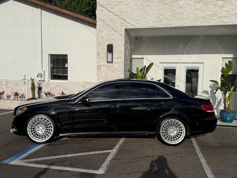 Used 2016 Mercedes-Benz E 350 Sedan image 9