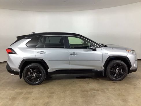 Used 2020 Toyota RAV4 XSE AWD/4WD image 7