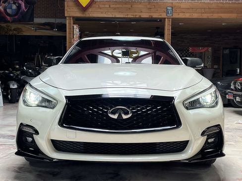Used 2019 INFINITI Q50 Red Sport 400 w/ Sensory Package AWD/4WD image 7