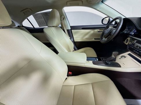 Used 2016 Lexus ES 350 image 24