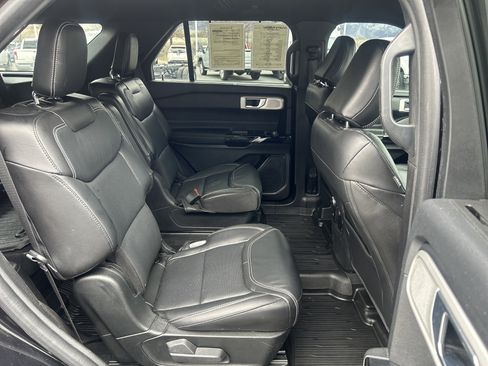 Used 2022 Ford Explorer ST w/ Equipment Group 401A image 27