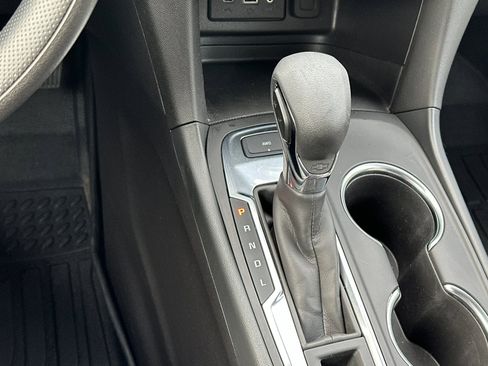 Used 2024 Chevrolet Equinox LS image 21