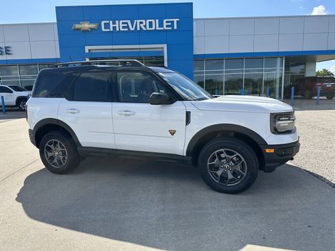 Used 2021 Ford Bronco Sport Badlands w/ Badlands Package AWD/4WD image 2