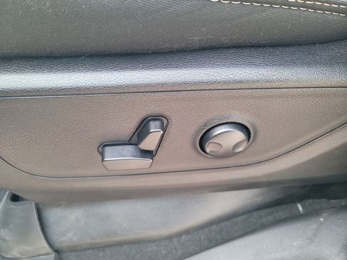 Used 2023 RAM 1500 Big Horn AWD/4WD image 12