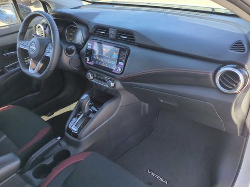 Used 2024 Nissan Versa SR image 26