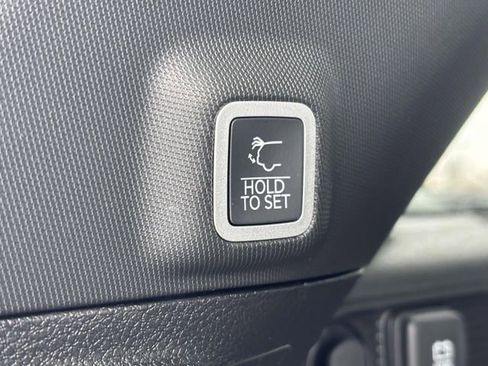 New 2026 Jeep Grand Cherokee Limited image 35