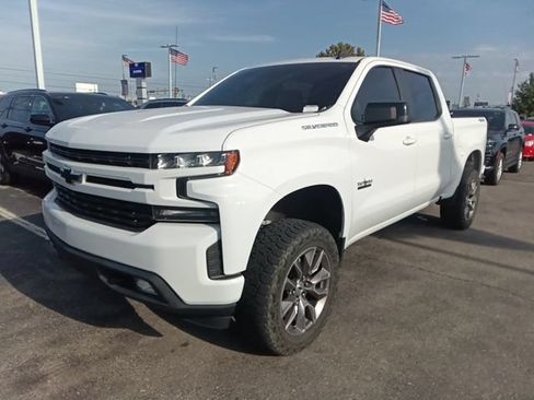 Used 2021 Chevrolet Silverado 1500 RST w/ Texas Edition Plus AWD/4WD image 2