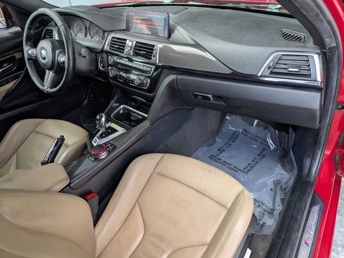 Used 2018 BMW M3 RWD image 28