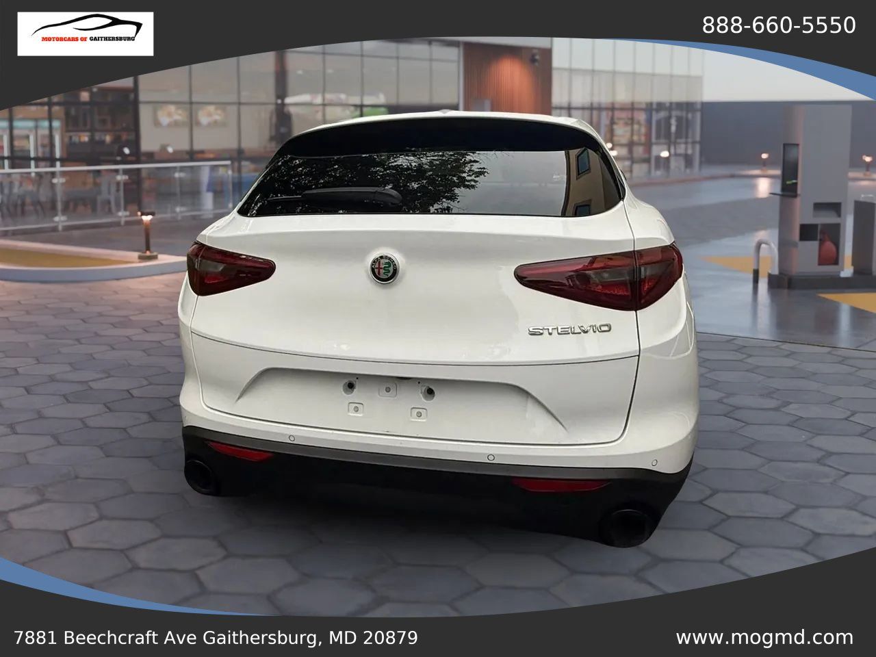 Used 2022 Alfa Romeo Stelvio Sprint RWD image 4
