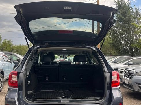 Used 2017 Subaru Outback 3.6R Limited AWD/4WD image 24