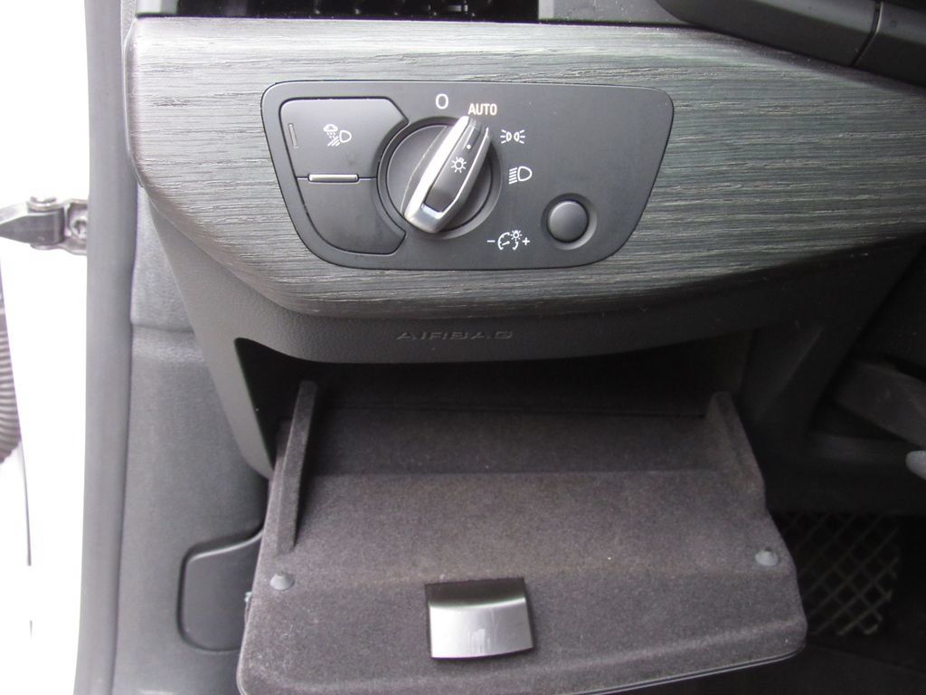 Used 2022 Audi A5 2.0T Premium AWD/4WD image 30