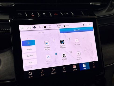 New 2025 Jeep Grand Cherokee Limited w/ Black Appearance Package image 40