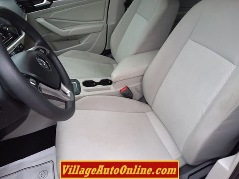 Used 2019 Volkswagen Jetta S w/ Driver Assistance Package image 17