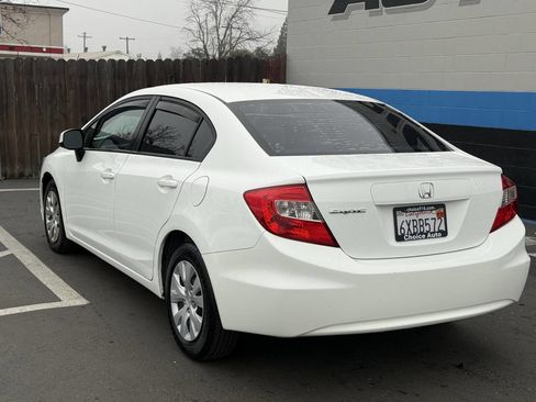 Used 2012 Honda Civic LX image 4