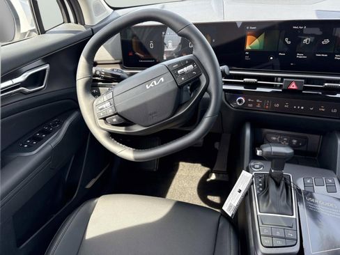 New 2026 Kia Sportage EX FWD image 14