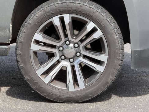 Used 2018 GMC Yukon XL Denali w/ Denali Ultimate Package AWD/4WD image 9