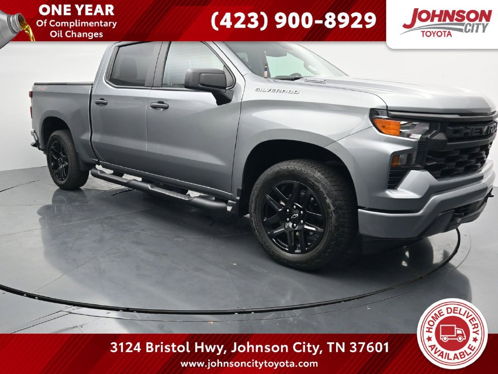 Used 2024 Chevrolet Silverado 1500 Custom AWD/4WD image 1