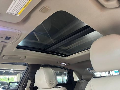 Used 2013 Cadillac XTS Premium FWD image 34