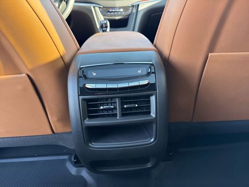 Certified 2025 Cadillac XT5 Premium Luxury w/ Technology Package image 38