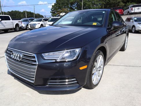 Used 2017 Audi A4 2.0T Premium w/ Convenience Package image 29