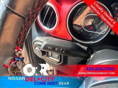 Used 2022 Jeep Gladiator Rubicon w/ LED Lighting Group AWD/4WD image 22