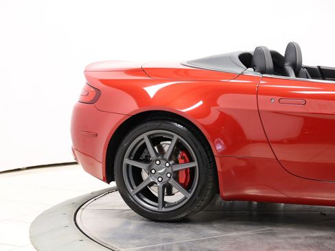 Used 2008 Aston Martin V8 Vantage Roadster RWD image 52