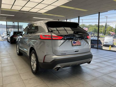 Used 2021 Ford Edge Titanium AWD/4WD image 7