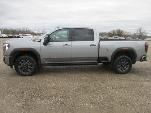 New 2026 GMC Sierra 3500 AT4 w/ AT4 Premium Plus Package image 10