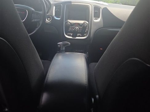 Used 2019 Dodge Durango SXT w/ 3rd Row Seating Group RWD image 18