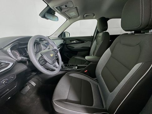 Used 2023 Chevrolet TrailBlazer LT image 13