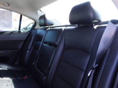 Used 2016 Chevrolet Cruze LT w/ Sun And Sound Package image 23