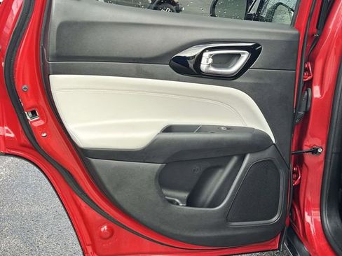 Used 2023 Jeep Compass Limited image 16