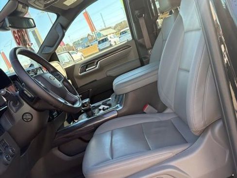 Used 2024 Chevrolet Silverado 1500 LTZ w/ LTZ Convenience Package II image 14