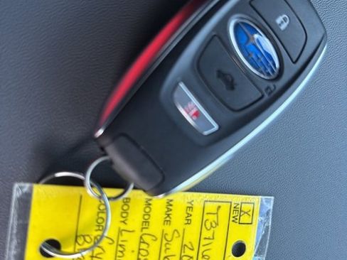 New 2026 Subaru Crosstrek 2.5i Limited w/ Crosstrek Mirror Package image 17