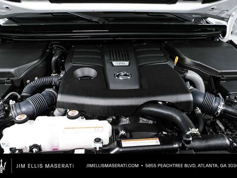Used 2025 Lexus GX 550 w/ Accessory Package (2T) AWD/4WD image 39