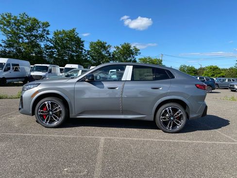 New 2026 BMW X2 xDrive28i w/ Technology Package AWD/4WD image 4