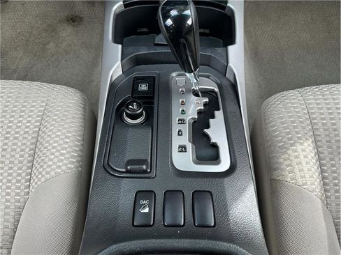 Used 2007 Toyota 4Runner SR5 AWD/4WD image 23