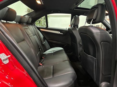 Used 2013 Mercedes-Benz C 250 Sedan image 39
