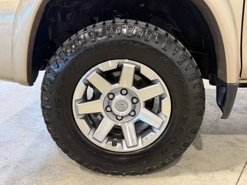 Used 2005 Toyota Tundra SR5 AWD/4WD image 13
