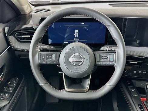 Used 2026 Nissan Kicks SR w/ Cold Weather Package AWD/4WD image 18