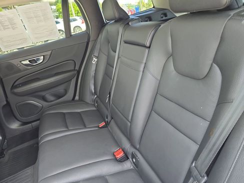 Certified 2022 Volvo V60 T5 Cross Country w/ Climate Package image 16