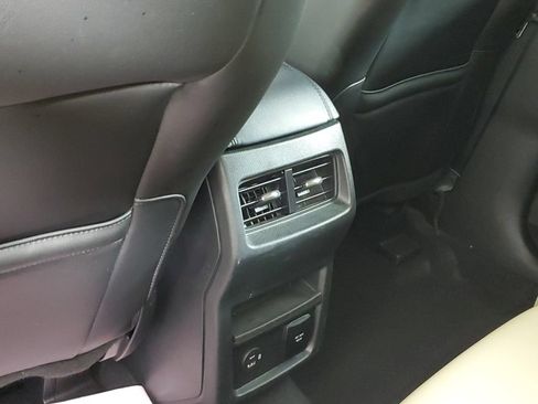 Used 2021 Ford Edge SEL w/ Convenience Package FWD image 14