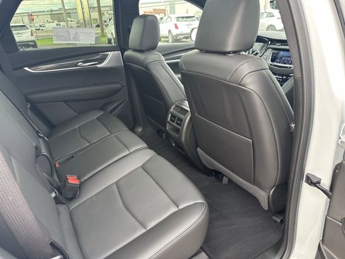 Certified 2023 Cadillac XT5 Sportv w/ Technology Package AWD/4WD image 17