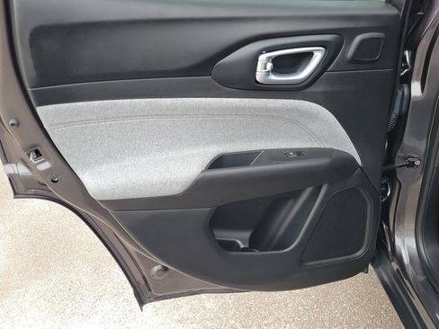 Used 2022 Jeep Compass Latitude w/ Sun and Sound Group image 13