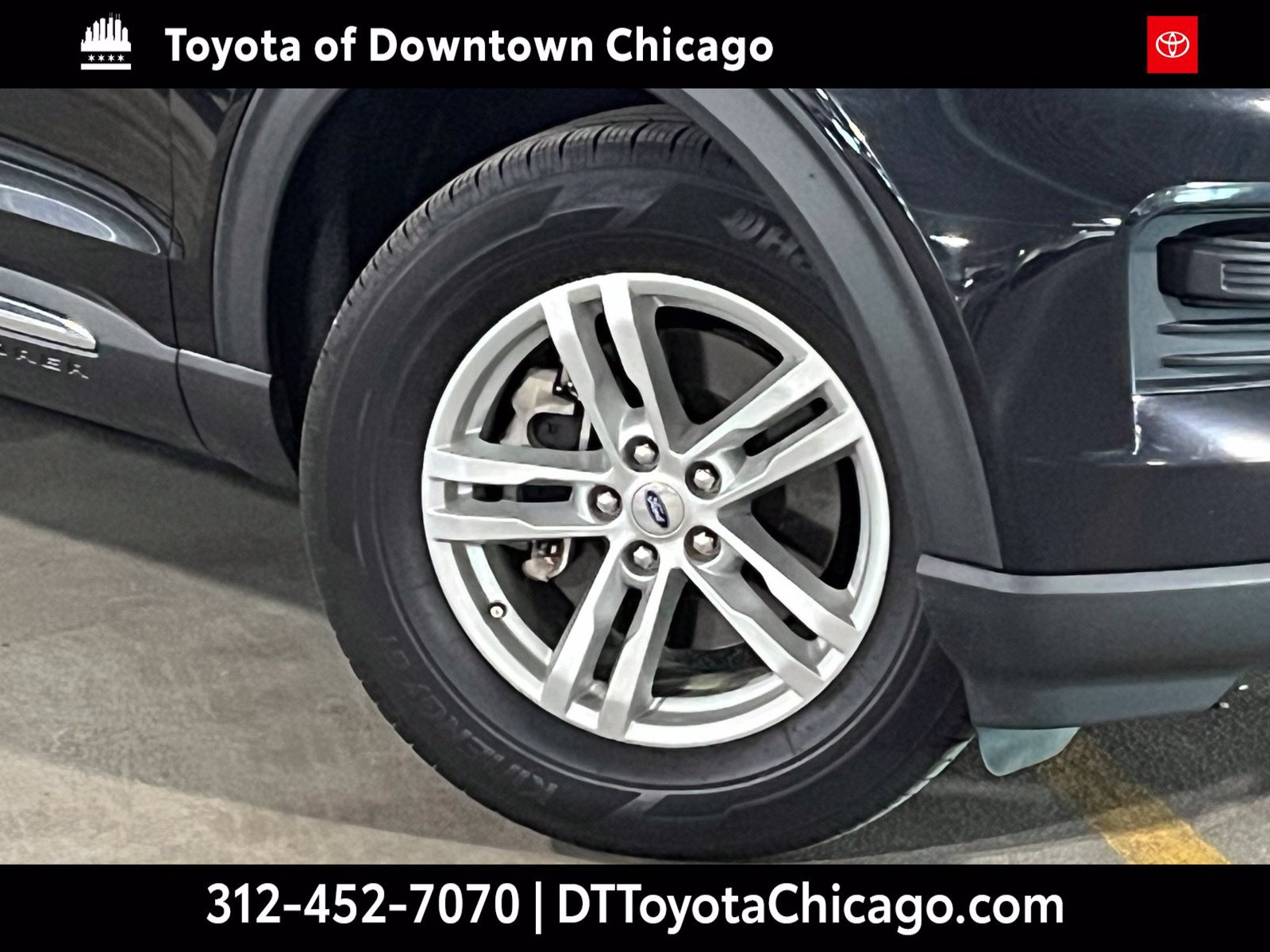 Used 2021 Ford Explorer XLT AWD/4WD image 2