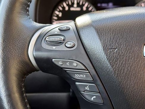 Used 2019 Nissan Pathfinder Platinum image 21