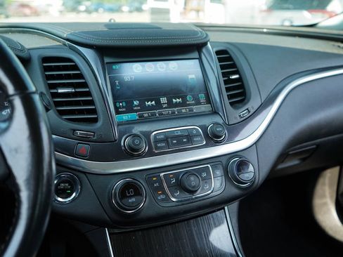 Used 2020 Chevrolet Impala LT FWD image 8